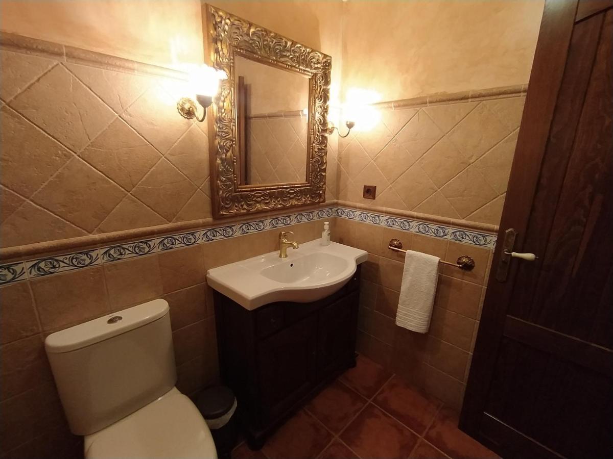 Hotel Rural El Nogal Madrona Bagian luar foto
